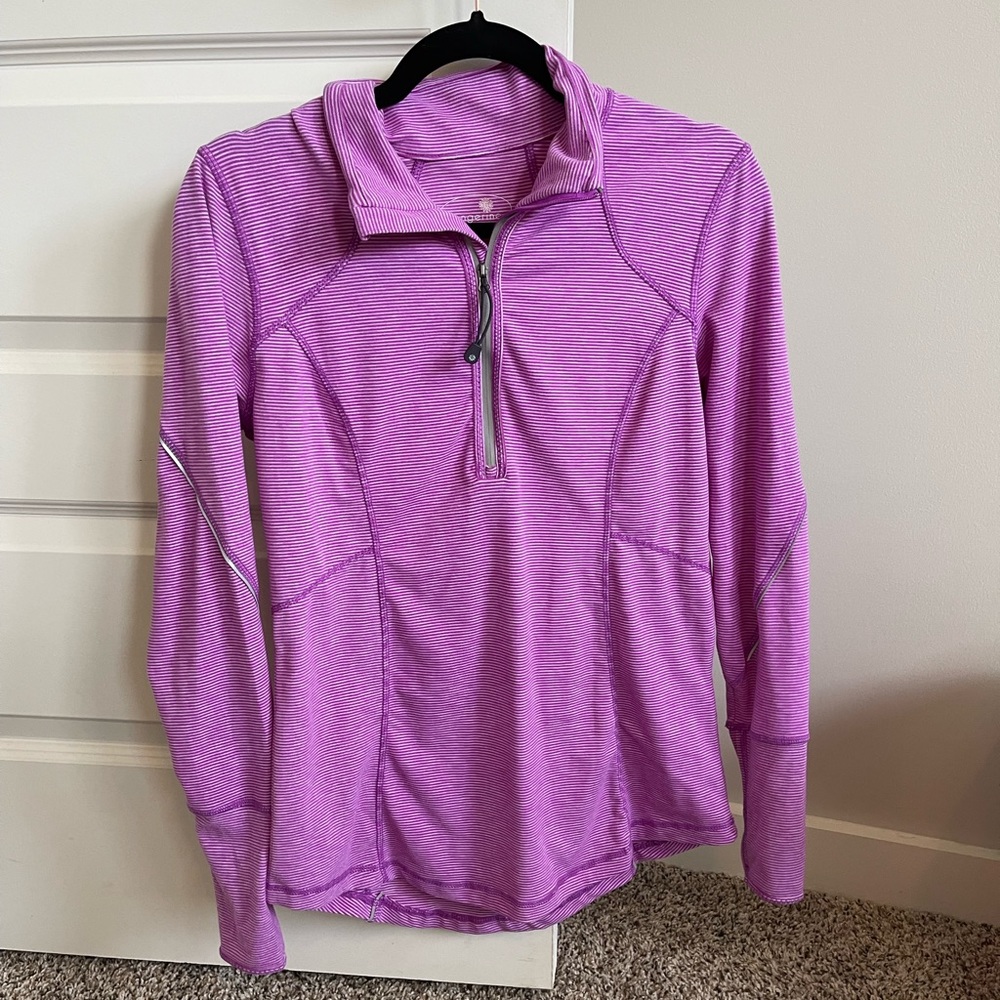 Tangerine half zip, size S pullover